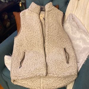 Thread and Supply Sherpa Vest